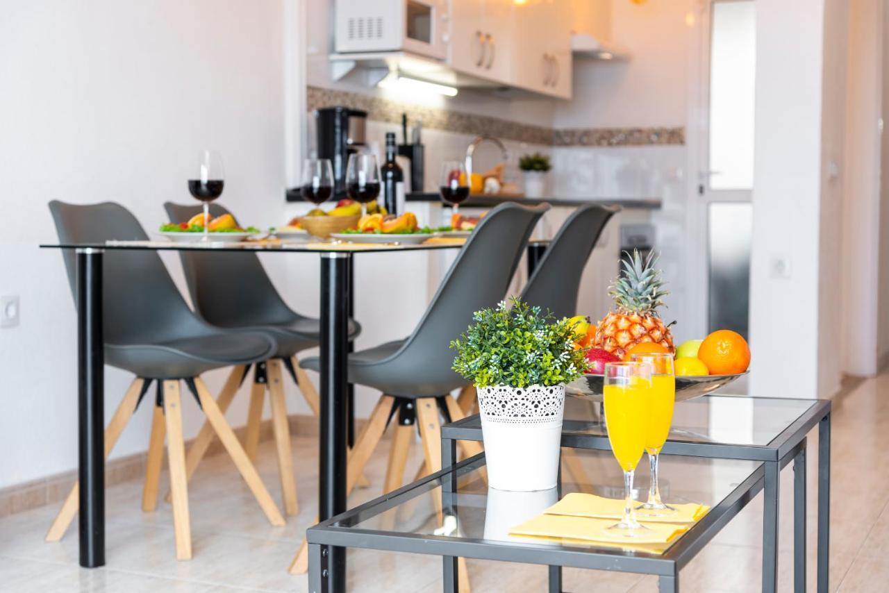 1314 Fabulous 2 Bedroom Accommodation Roof Terrace Callao Salvaje Exterior foto